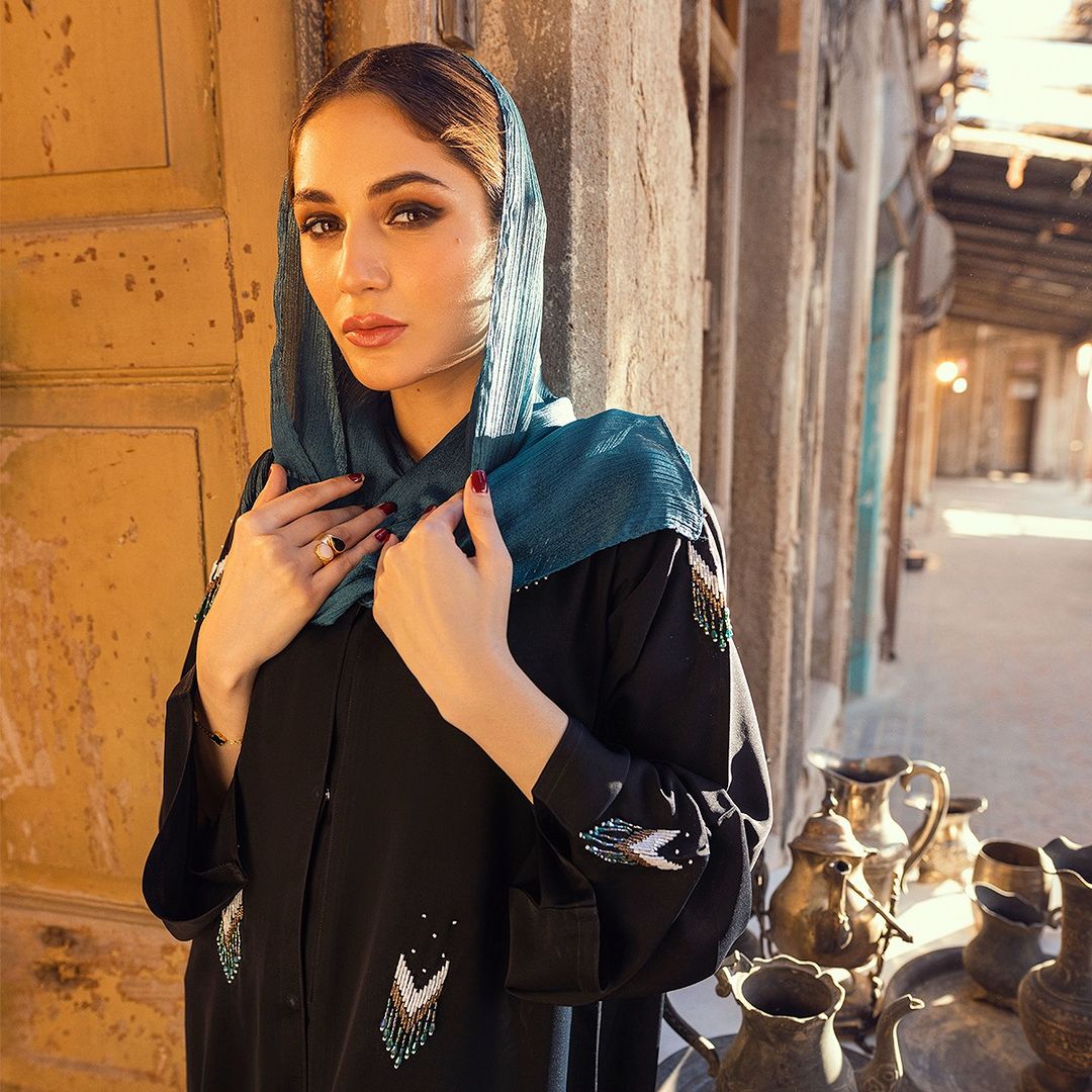 Saaz Abaya