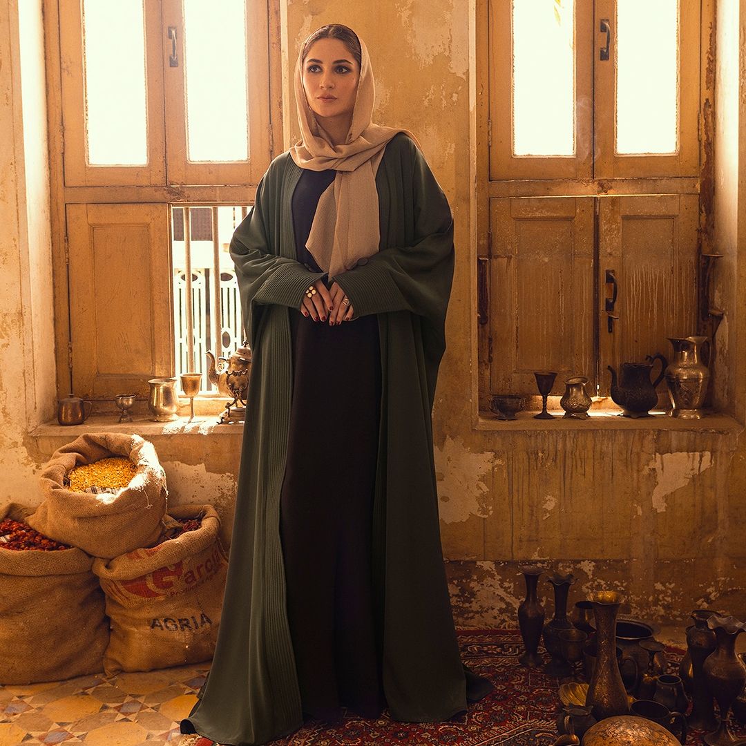 Ana Abaya