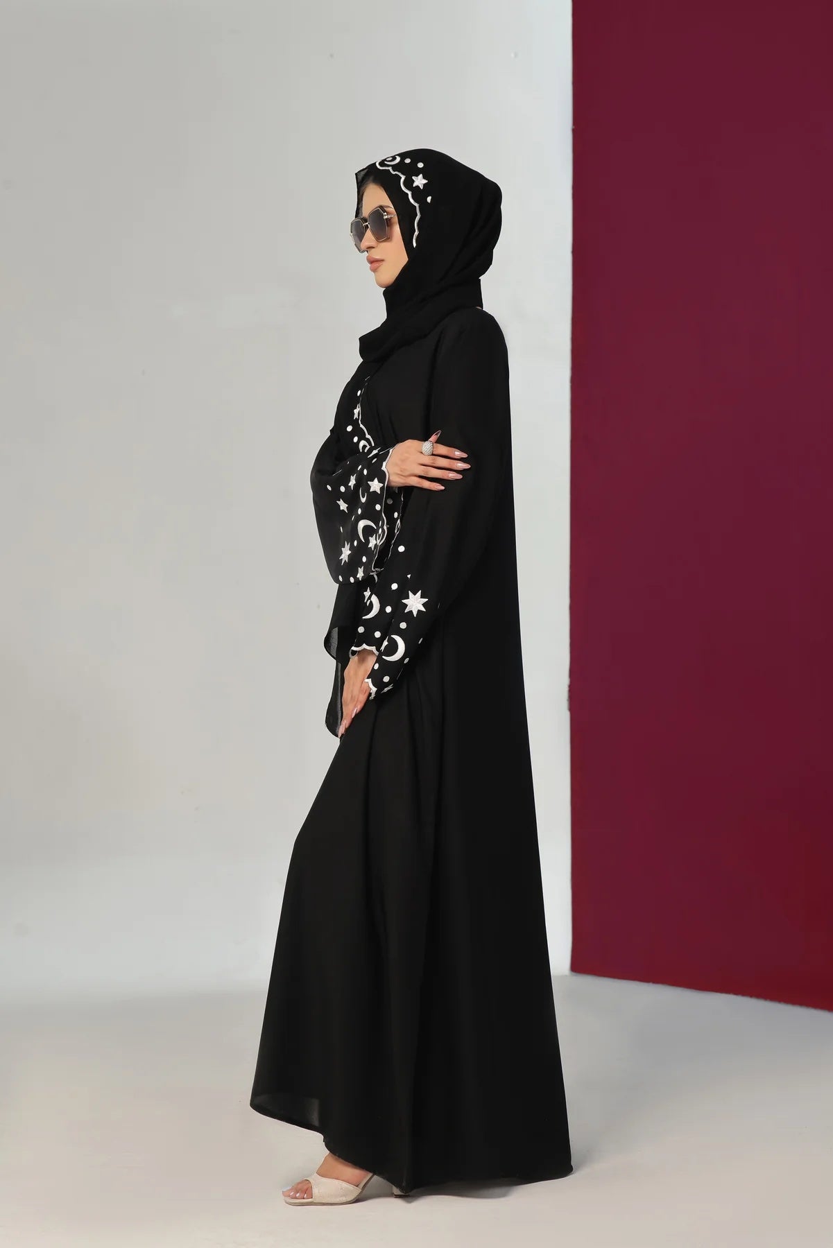 Narges Abaya