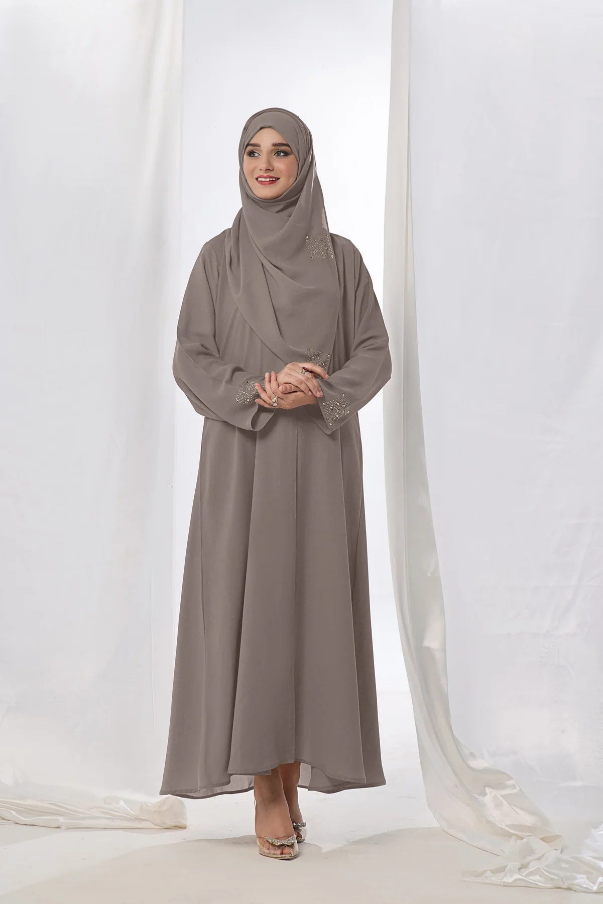 Ghizlan Abaya