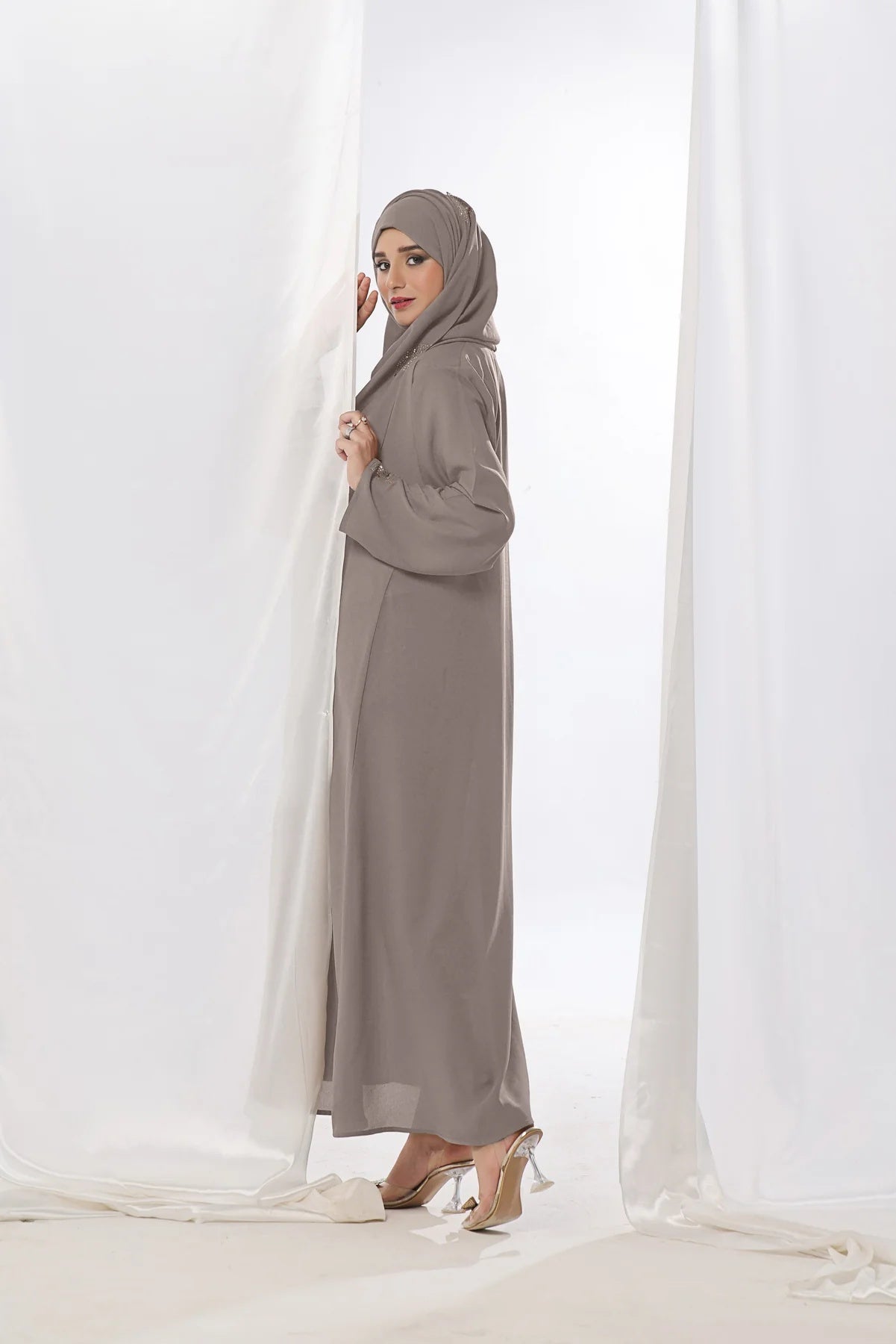 Ghizlan Abaya